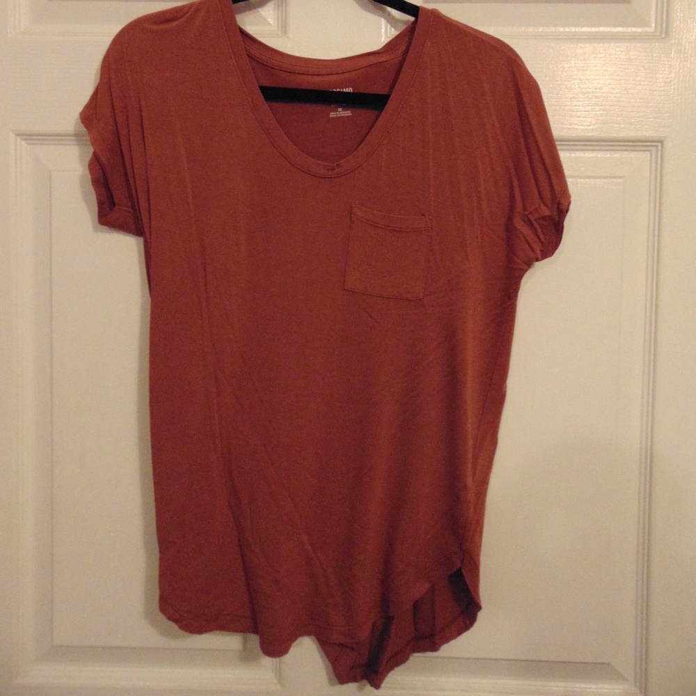 Orange scoop neck tee